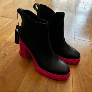 Sorel Brex Heel Chelsea - black & pink, size 7, NWT + box